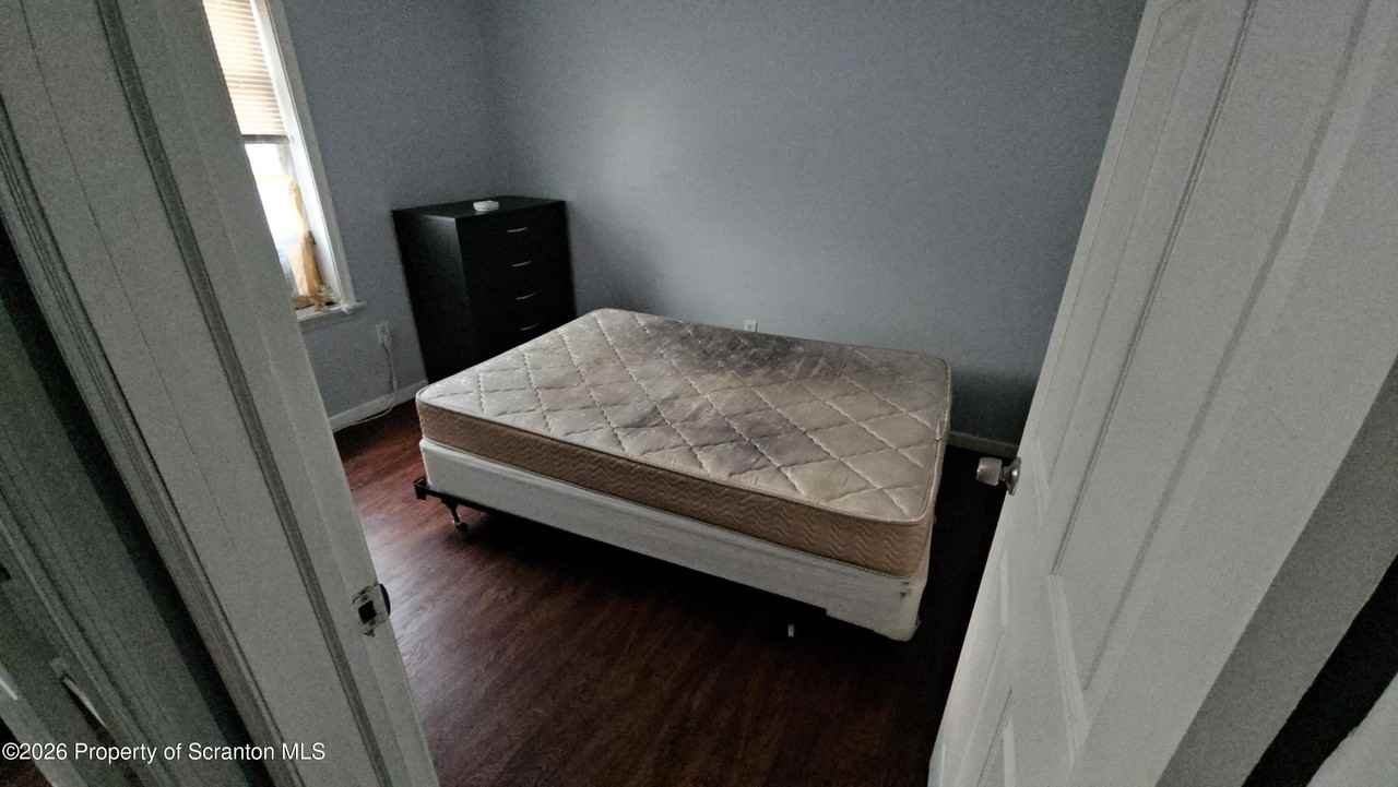 2 Prescott Pl - Photo 4 of 11