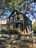 featured image of 431 Phelps St
