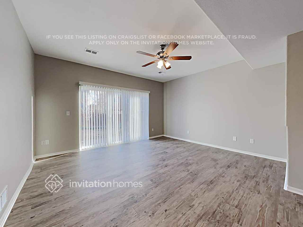 4915 San Amels Way - Photo 5 of 31