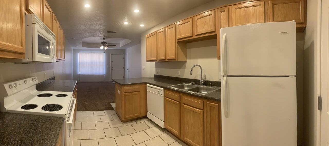 MLK Apts, LLC - 1821 #1821APTA - Photo 3 of 10