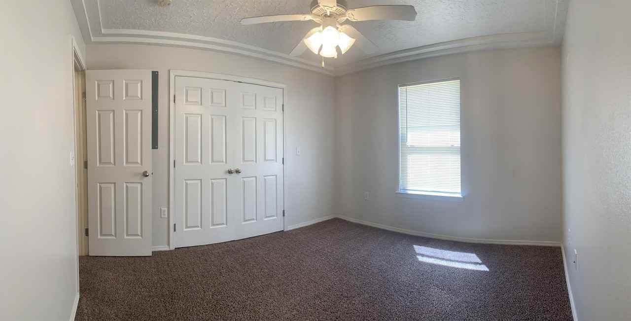 MLK Apts, LLC - 1821 #1821APTA - Photo 5 of 10