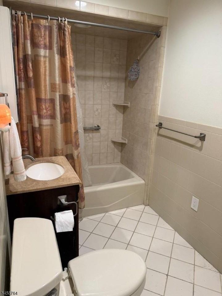 91 Van Pelt Pl - Photo 5 of 5