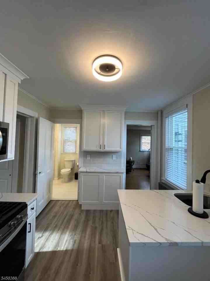 53 Budd St 1st Fl - Photo 3 of 23