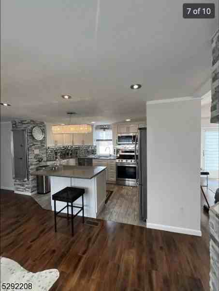 182 Martin Ave #2 - Photo 4 of 10