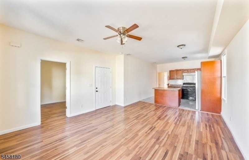 286 Williamson Ave #2 - Photo 4 of 15