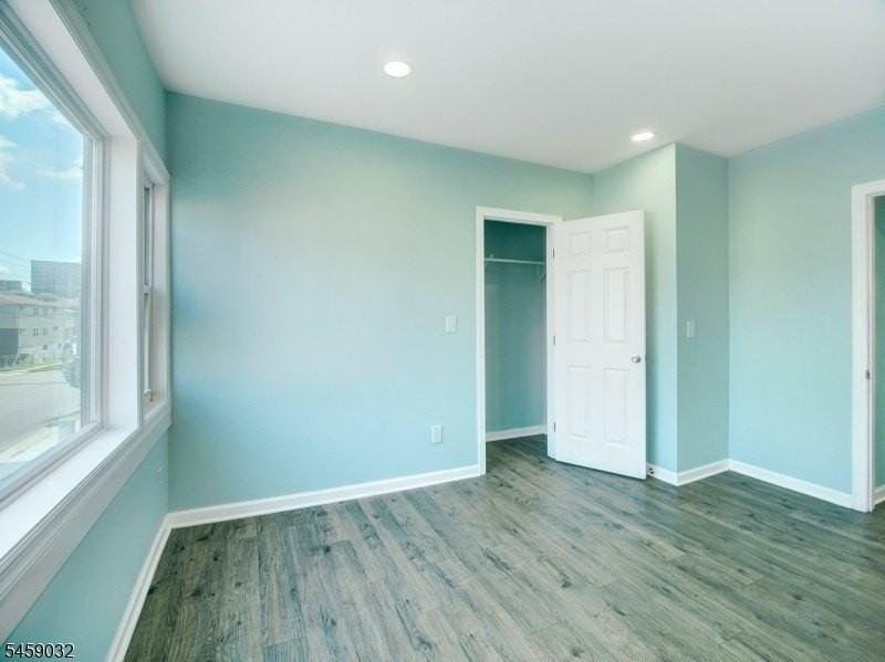 27 Honiss St #2 - Photo 7 of 16