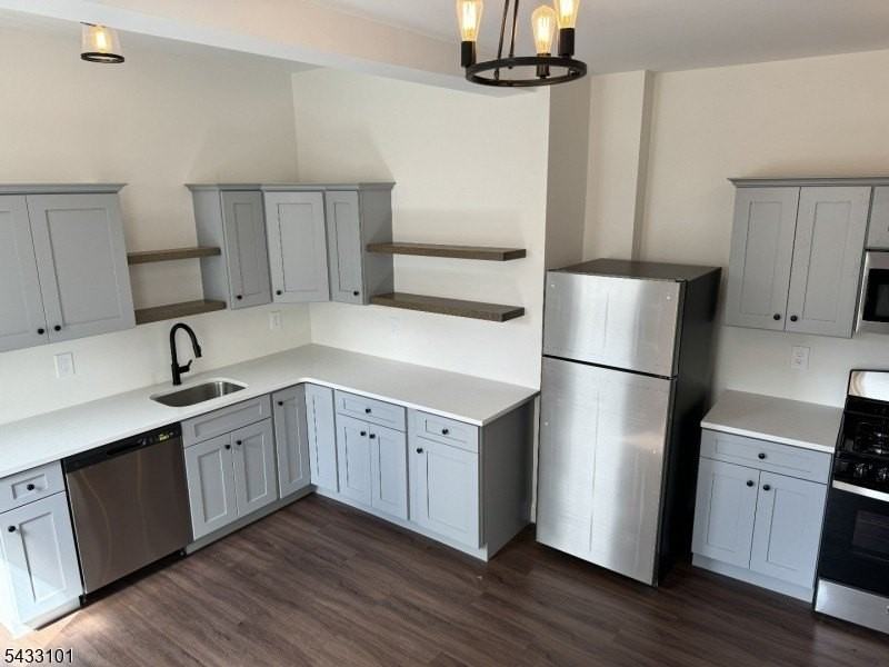 43 1st Ave #1 - Photo 3 of 4
