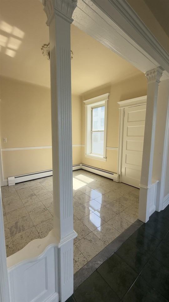 628 Palisade Ave #2 - Photo 7 of 34