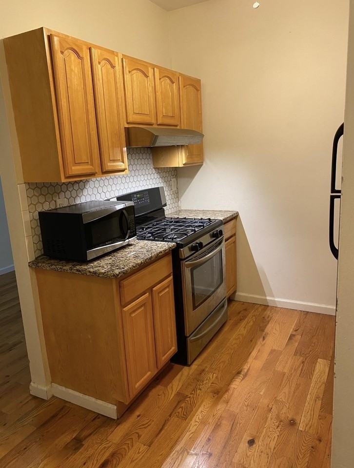 391 Broadway #3F - Photo 3 of 12