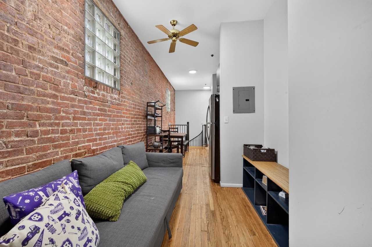 308 Madison St #4D - Photo 4 of 19
