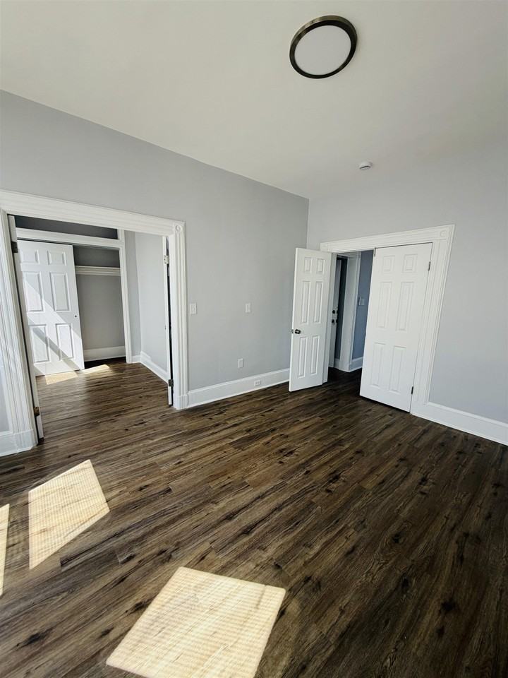 114 Graham St #3 - Photo 6 of 12