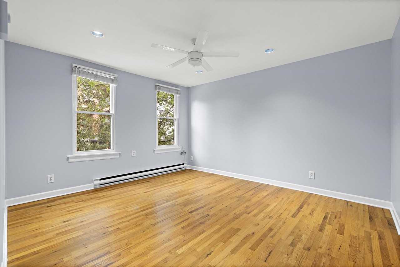 607 1st St #2F - Photo 7 of 13
