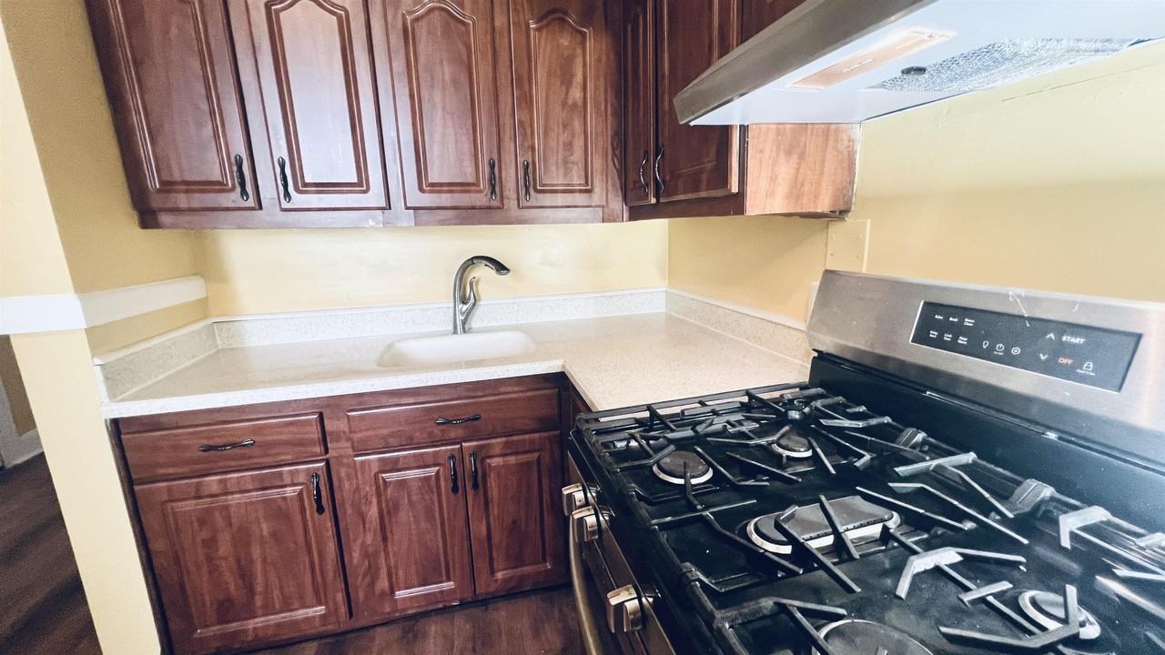 212 Wilkinson Ave #1 - Photo 2 of 17