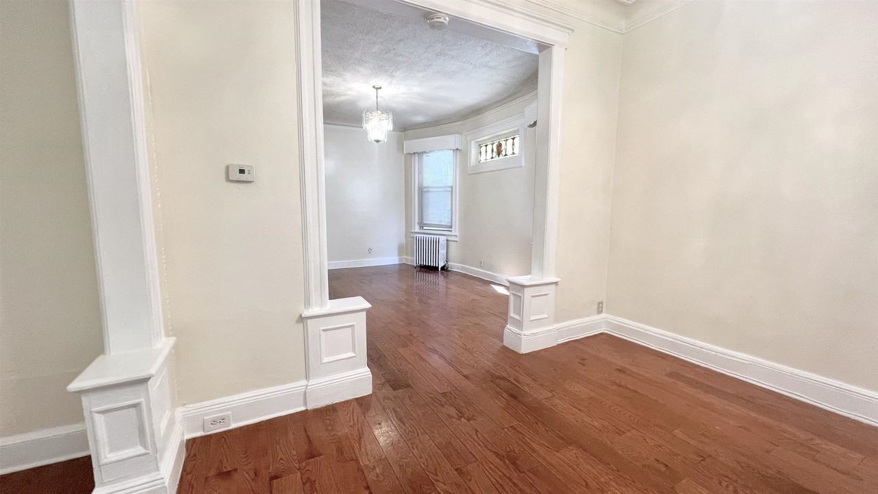 212 Wilkinson Ave #1 - Photo 6 of 17