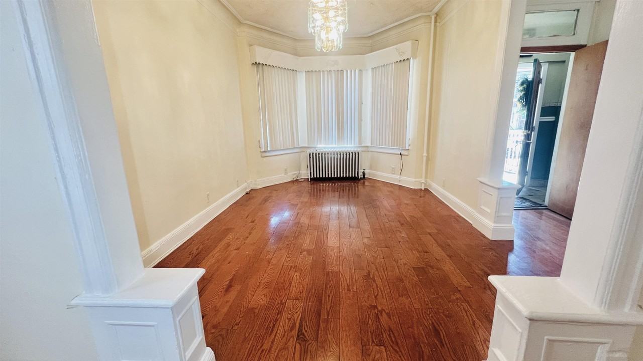 212 Wilkinson Ave #1 - Photo 7 of 17