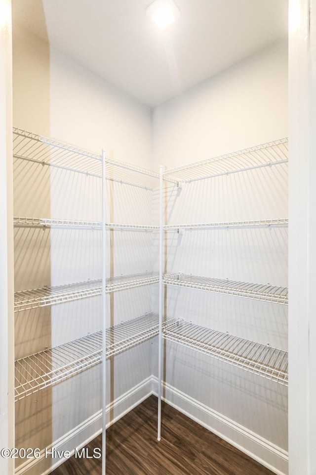 684 Red Cedar Ct - Photo 6 of 50