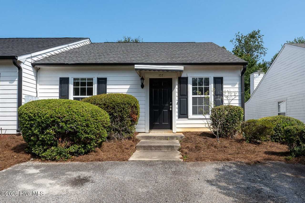 107 Barts Dr