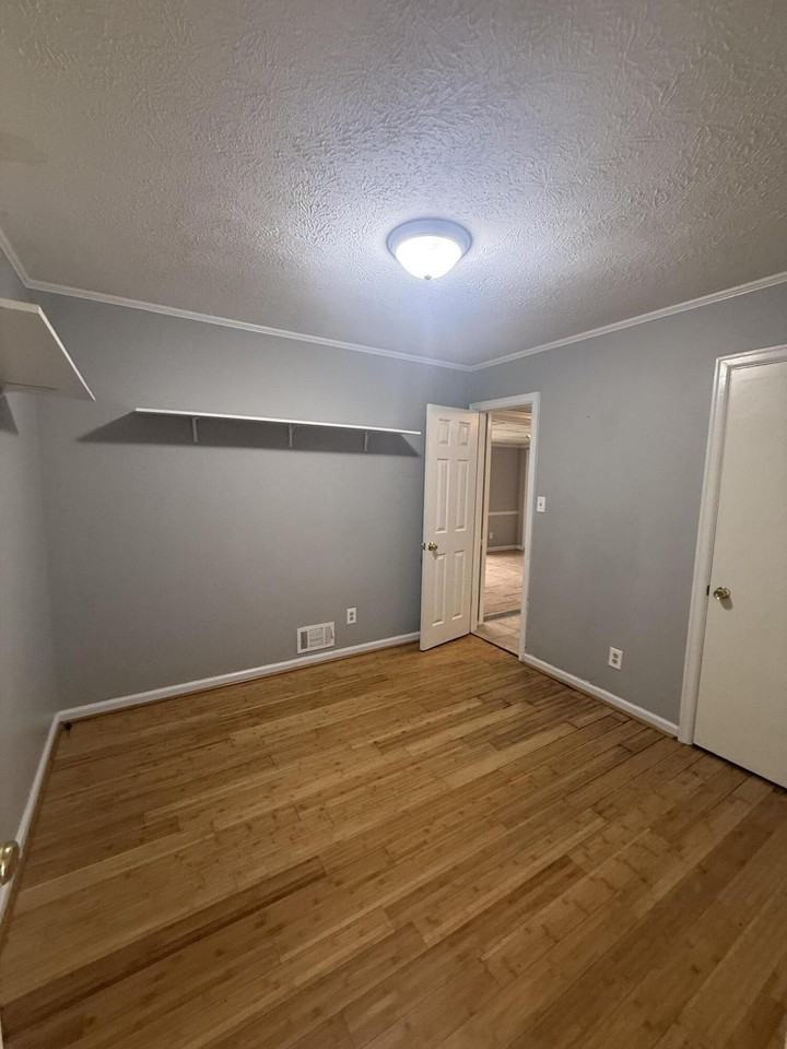 2149 Violet Rd - Photo 6 of 10