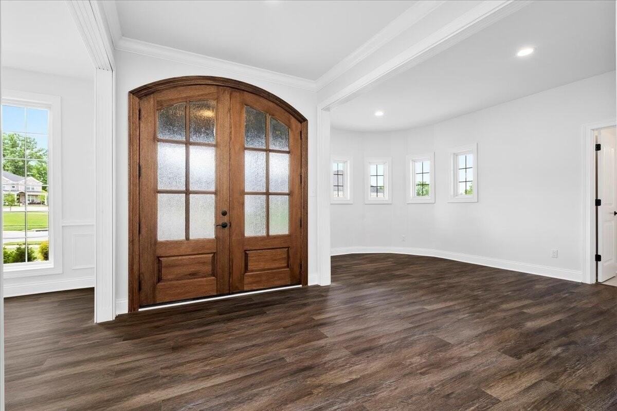 413 Weston Park - Photo 6 of 50
