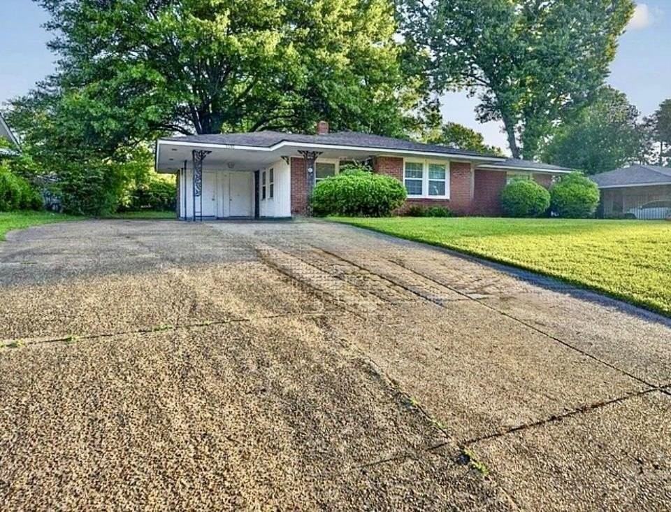 1510 Bonnie Dr - Photo 2 of 12