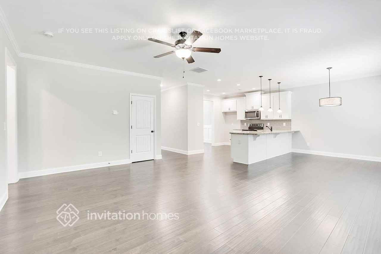 242 Jester Ct - Photo 5 of 26