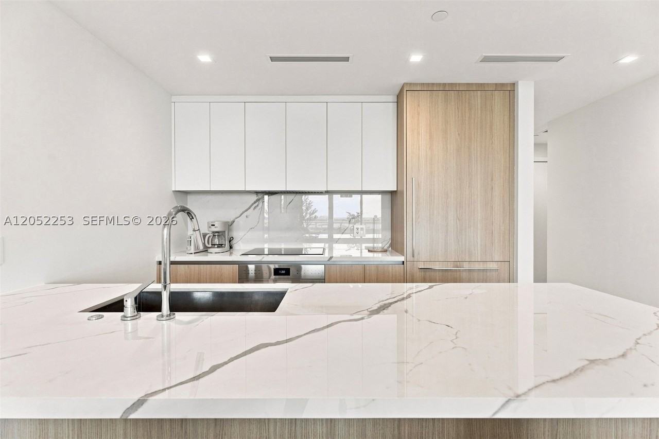 Laguna Cir #1704 - Photo 6 of 50