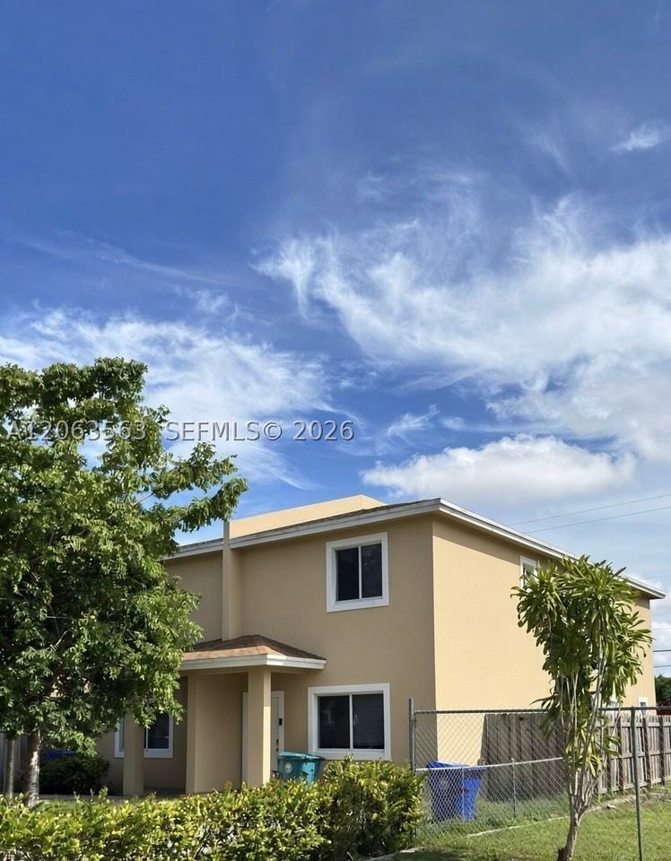 1770 Nw 55th St #1 - Photo 2 of 31