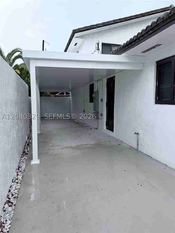 11870 Sw 5th St #1 - Photo 4 of 24