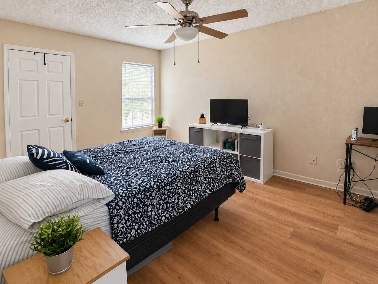 5500 Devonbriar Way #108 - Photo 3 of 8