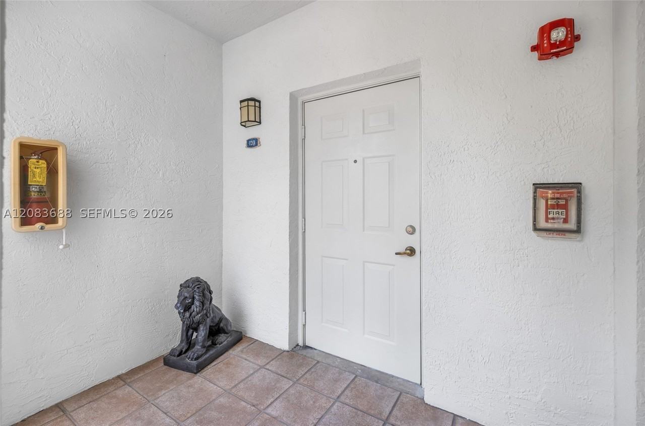 3125 Ne 184th St #1201 - Photo 4 of 29