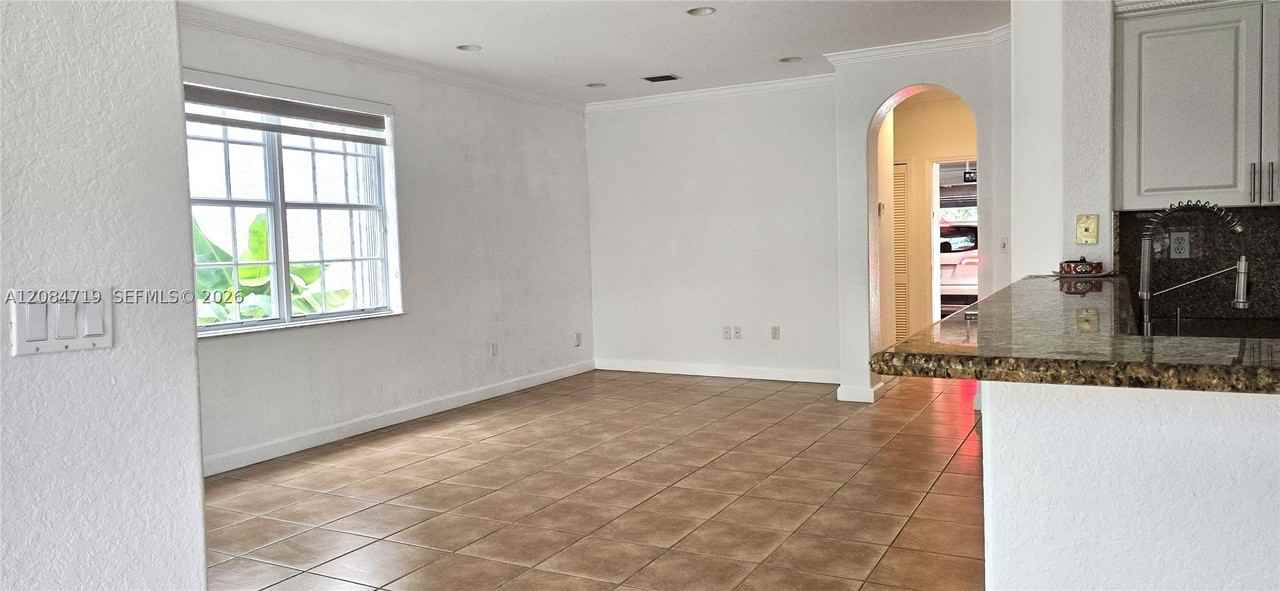 3670 Sw 154th Ct - Photo 7 of 27