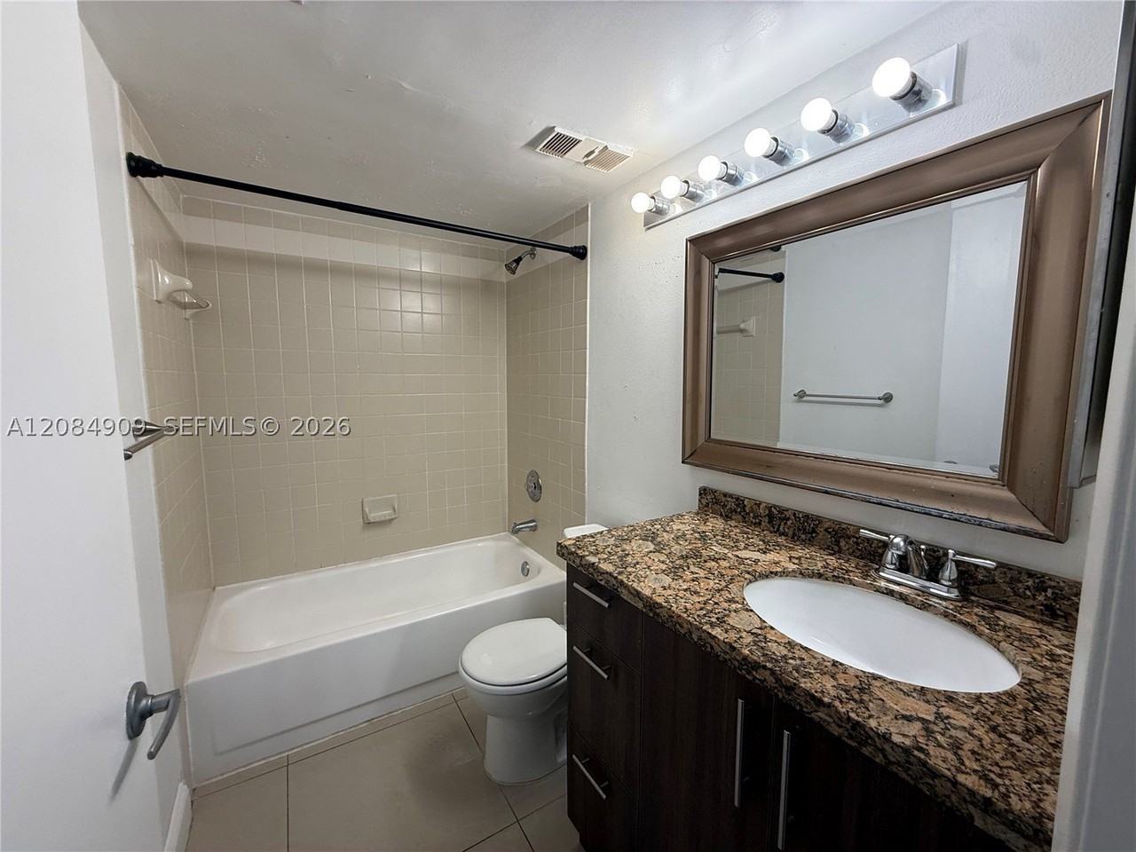 4639 Nw 97th Ct #18 - Photo 7 of 9