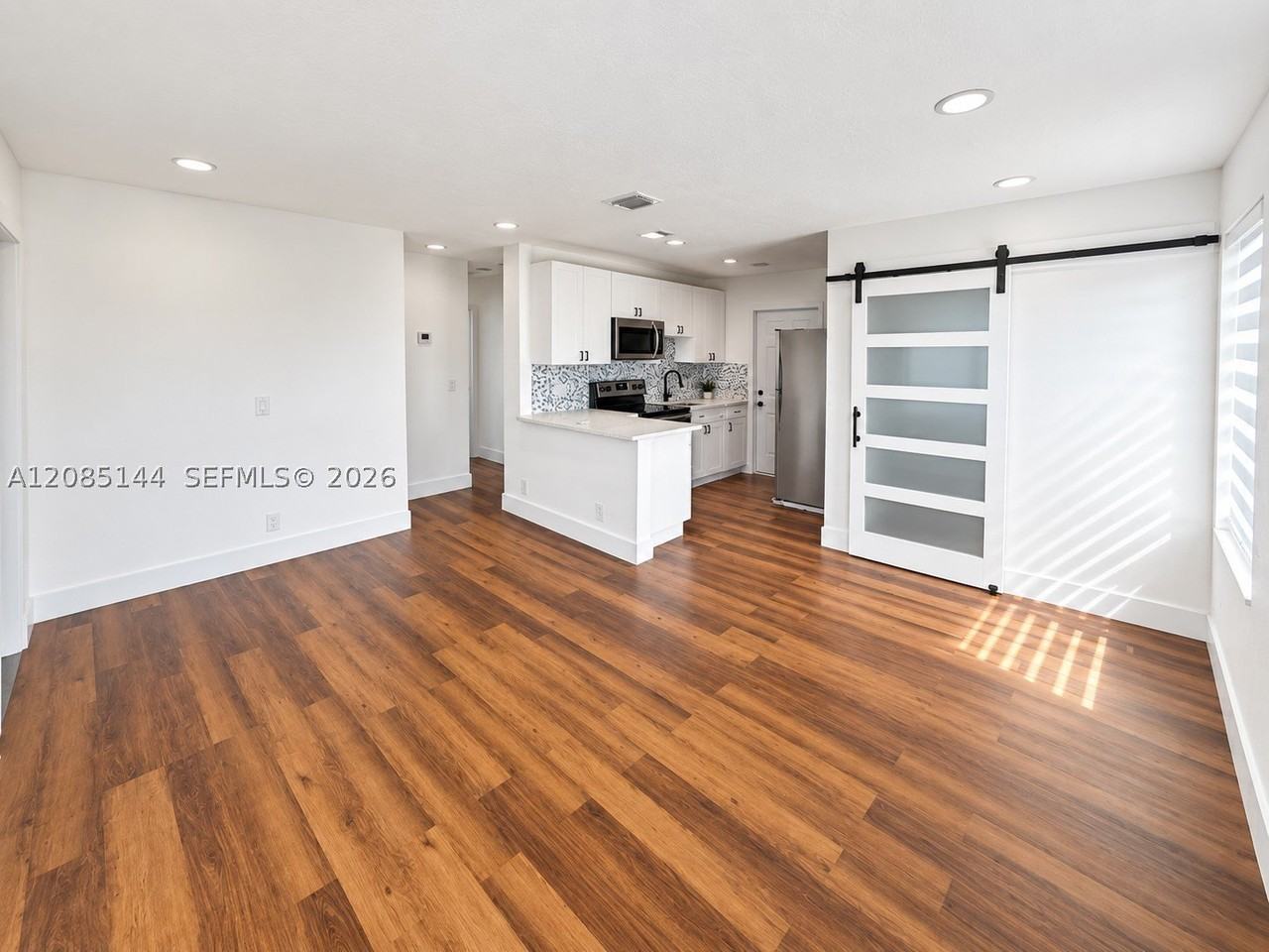 1326 8th St #0 - Photo 4 of 10