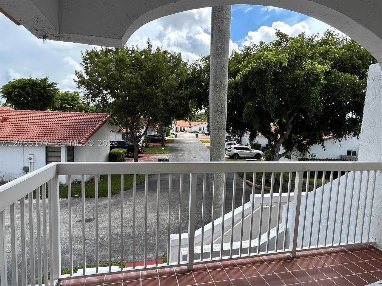 15390 Sw 76th Ter #207 - Photo 6 of 26