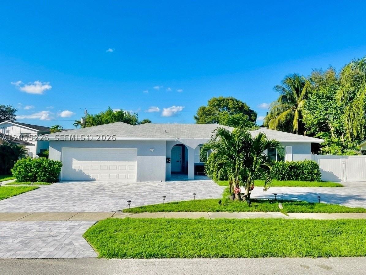 1545 Nw 11th St - Photo 2 of 22