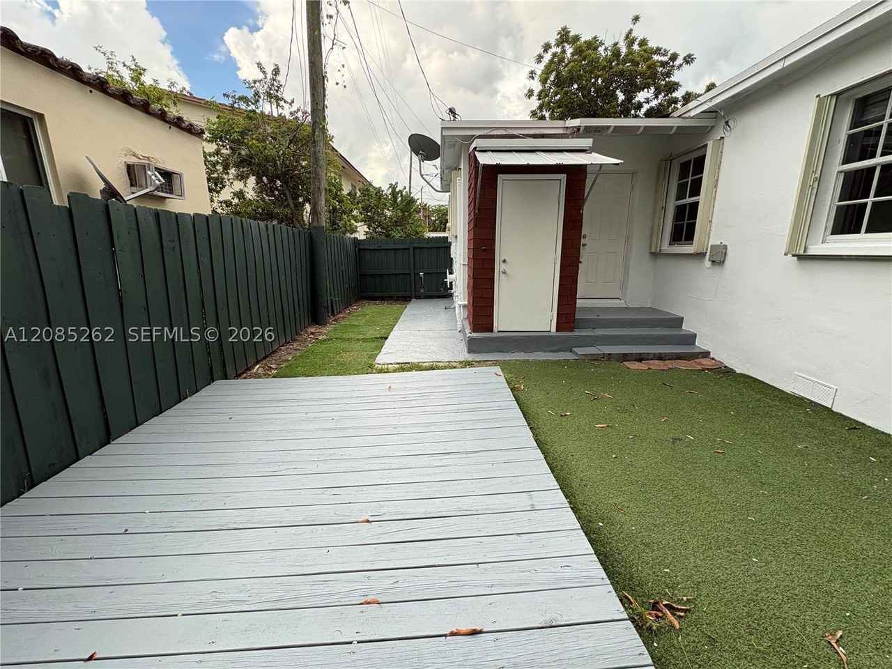 931 Sw 6th Ave #931 - Photo 6 of 19