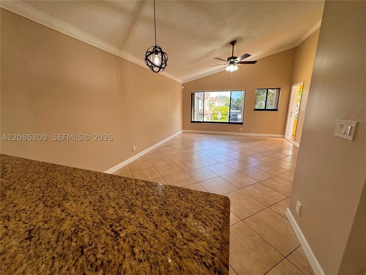 211 Sw 95th Ter #202 - Photo 3 of 14