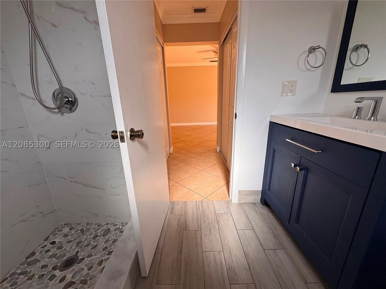 211 Sw 95th Ter #202 - Photo 6 of 14