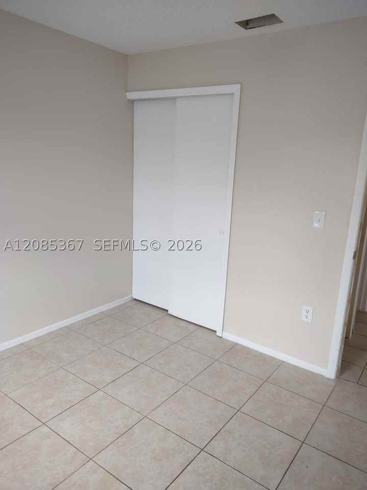 13 LAKE VILLA WAY #13 - Photo 7 of 10