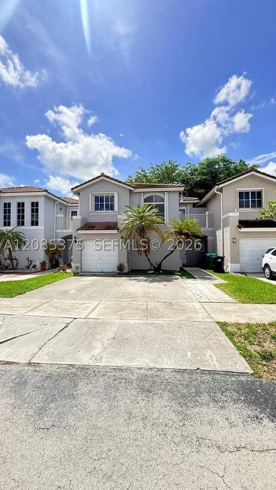 16042 Sw 86th Ln #16042 - Photo 2 of 24