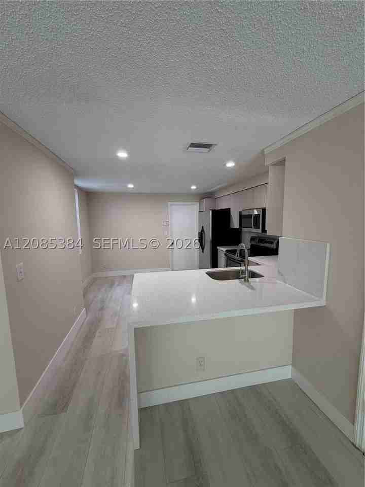 1506 Coronado Rd #2-36 - Photo 3 of 14