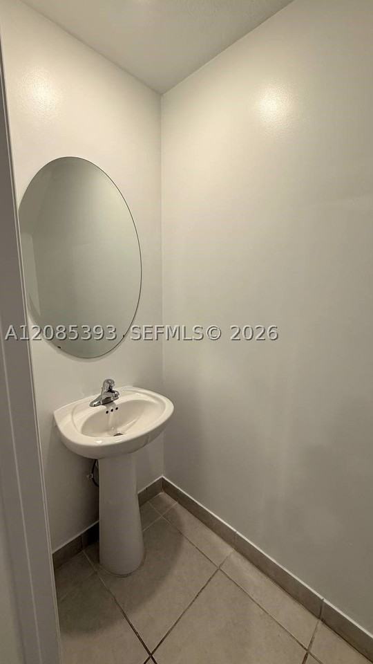 23424 Sw 127th Pl #0 - Photo 7 of 32