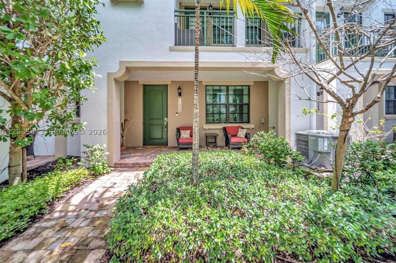 11355 Sw 14th St #0 - Photo 5 of 42