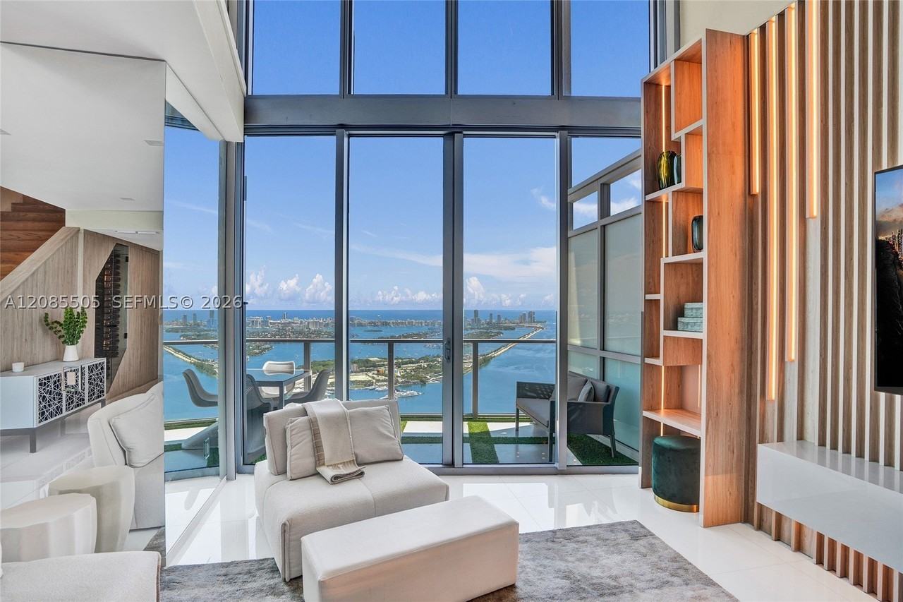 1100 Biscayne Blvd #6303 - Photo 4 of 50