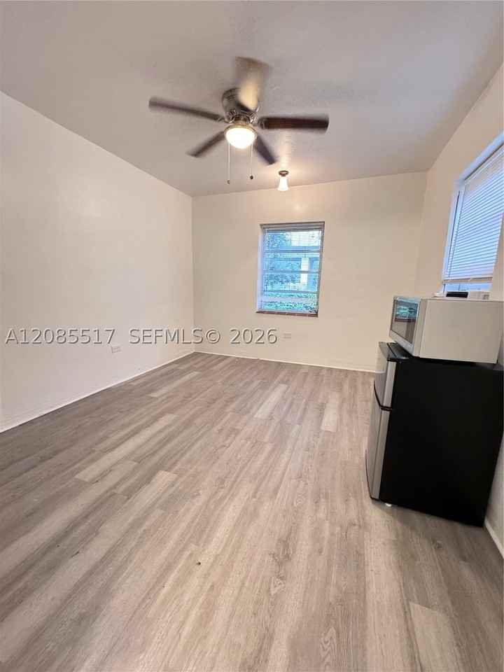 2652 Sw 23rd Ave #BACK - Photo 2 of 11