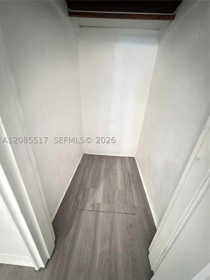 2652 Sw 23rd Ave #BACK - Photo 3 of 11