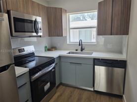 570 Ne 63rd St #3 - Photo 1 of 1