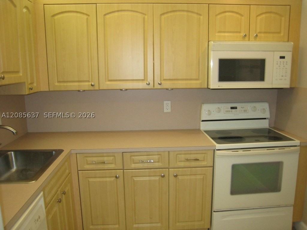 7703 Camino Real #A213 - Photo 3 of 19