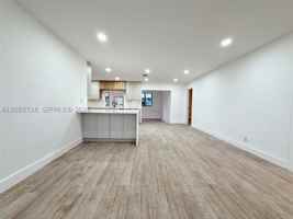featured image of 2201 N 54th Ave #0