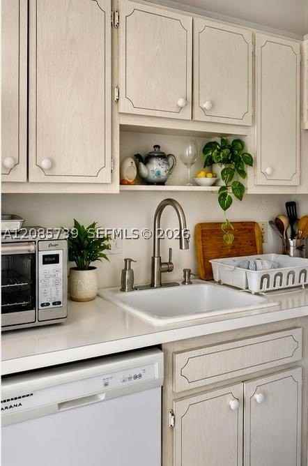 3199 S Ocean Dr #203 - Photo 7 of 12